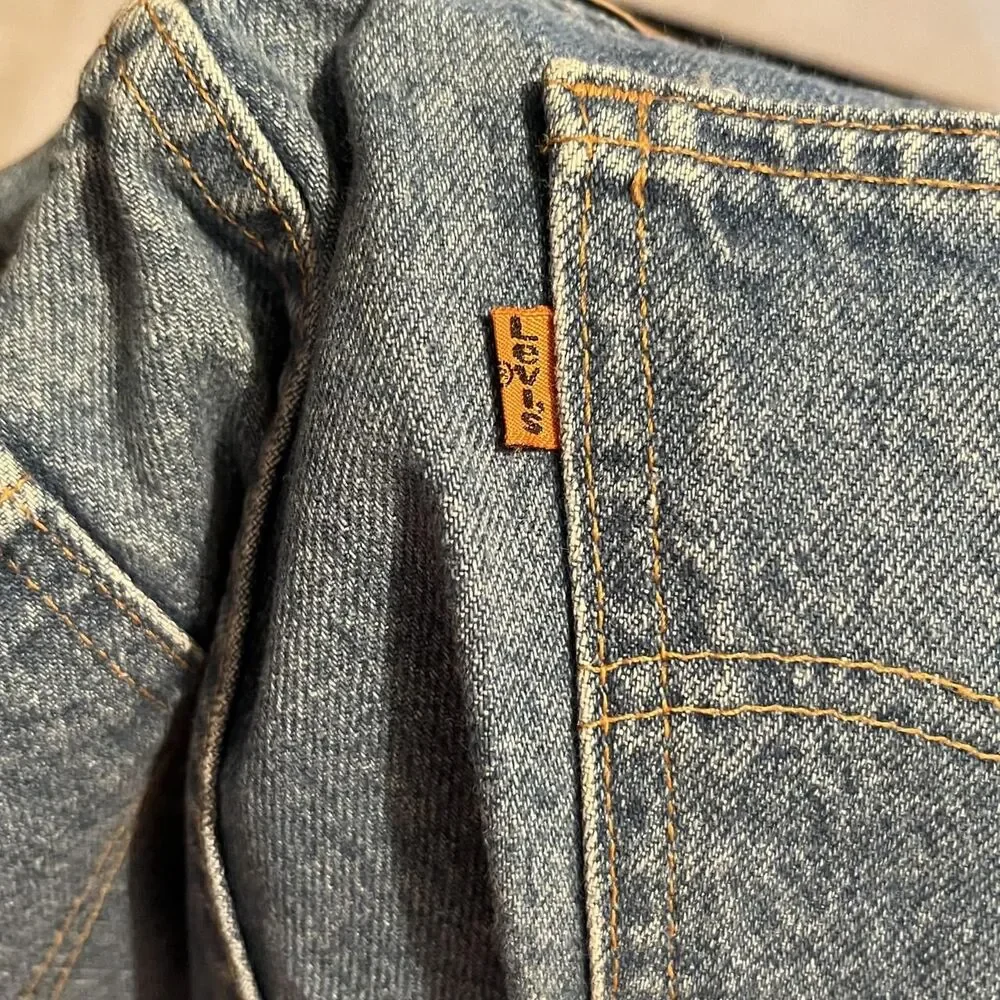 Vintage Levi's 550 Bermuda Shorts Mens 33 Denim Relaxed Fit Made USA Orange Tab